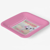 かわいい白い子犬の顔ピンク ペーパープレート (傾斜あり)