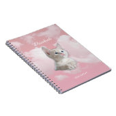 かわいい白い子猫ピンクの空の雲の名前Year ノートブック (右側)