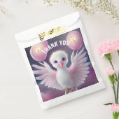 かわいい白とピンクのベビーバード誕生日 フェイバーバッグ (封をした状態)