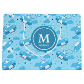 かわいい白と青の飛行機と雲キッズモノグラム ラージペーパーバッグ (正面)