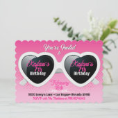 かわいい白ハートサングラスピンク誕生日写真 招待状 (スタンド正面)
