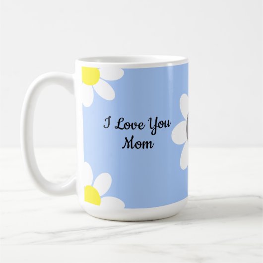 かわいい白最高のデイジーママ犬の丸い写真 コーヒーマグカップ (左)