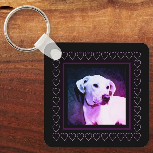 かわいい白犬紫のハートフレームバレンタインデー キーホルダー (正面)