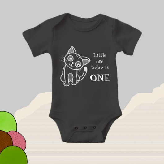 かわいい白猫 ベビーボディスーツ
