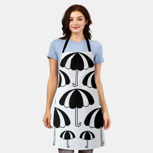 かわいい白黒の傘 エプロン (着用した状態)