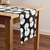 かわいい白黒の目不気味ハロウィン ショートテーブルランナー (インサイチュ)