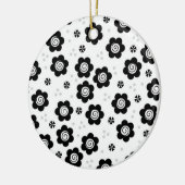 かわいい白黒の花オーナメント セラミックオーナメント (左)