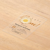 かわいい目玉焼き 1歳の誕生日 アクリル招待状 (レイダウン)