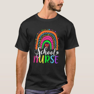 かわいい看護師の日学校看護師ヒョウレインボーバック Tシャツ