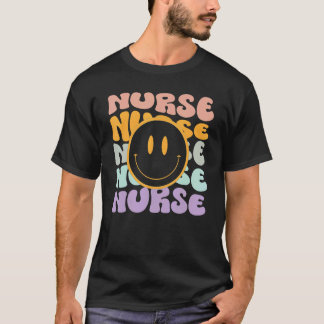 かわいい看護師 RNとLPNのための幸せな看護師 Tシャツ