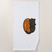 かわいい眠い黒猫のカボチャのハロウィンエッセン ビーチタオル (正面)