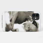 かわいい眠そうなピットブルドッグ Case-Mate iPhoneケース (裏面(横))