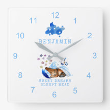 かわいい眠れるベア甘い夢の眠い頭の子