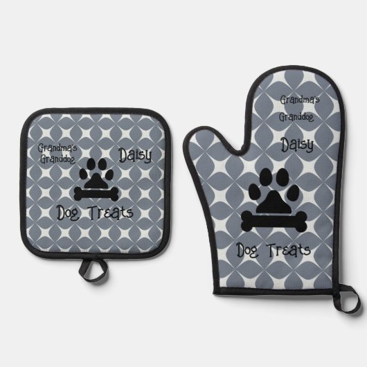 かわいい祖母のグランドドッグ幾何学白とグレー 鍋つかみ&鍋敷きセット (正面)