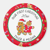 かわいい私たちの初めてのクリスマスとジンジャーブレッドマン マグネット (正面)