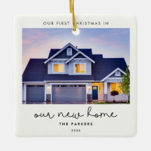 かわいい私たちの初めてのクリスマスは私たちの新しい家