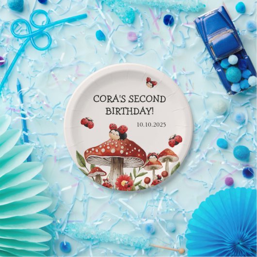 かわいい私たちの小さなラディバグガール誕生日 ペーパープレート (パーティー)