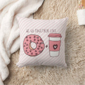 かわいい私たちは一緒にドーナツ&コーヒーバレンタイン クッション (ブランケット)