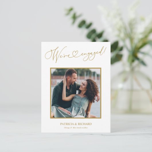 かわいい私たちは婚約した婚約発表の写真P ポストカード (スタンド正面)