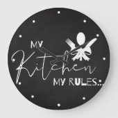 かわいい私のキッチン私のルール白黒タイポグラフィ ラージ壁時計 (正面)