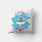 かわいい私は混乱と最高傑作バレリーナ クッション (裏面)