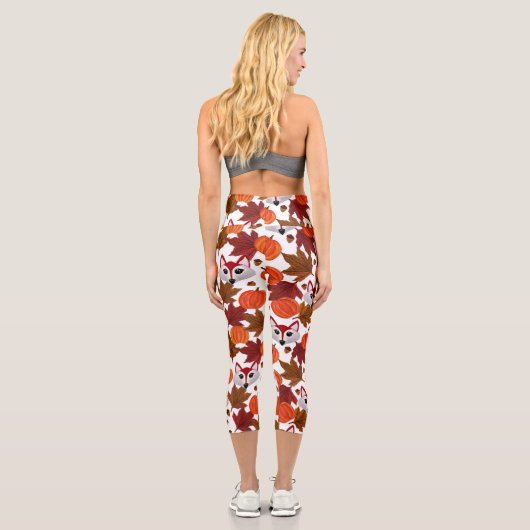 かわいい秋キツネカボチャacornメープルリーフウォーターカラー カプリレギンス (裏面)