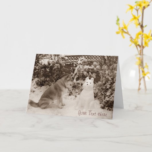 かわいい秋田に雪だるま雪の犬のクリスマスを座る カード (黄色い花)