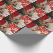 かわいい秋田犬のサンタの帽子の入り口のクリスマスのギフト ラッピングペーパー (角)