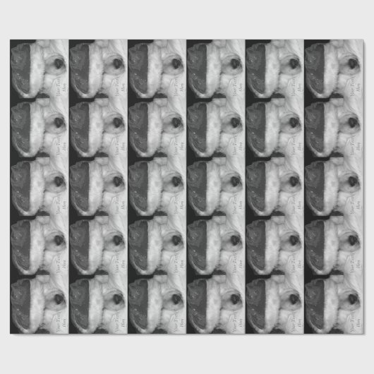 かわいい秋田犬のサンタの帽子の円錐形の眠ったクリスマス ラッピングペーパー (フラット)