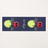 かわいい稲妻の虫ホタル漫画イラストレーション ヨガマット (正面(横))