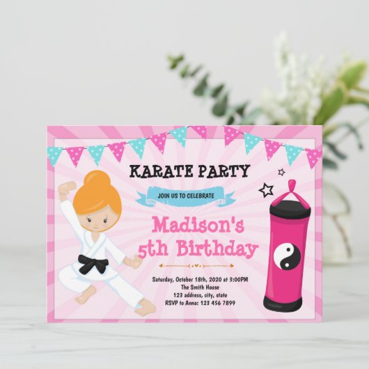 かわいい空手の誕生日のパーティの招待状 招待状 (スタンド正面)