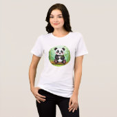 かわいい竹の上のパンダのキャラクター トライブレンドTシャツ (正面全面)