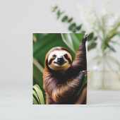 かわいい笑顔のナマケモノ ポストカード (スタンド正面)