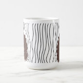 かわいい笑顔の女ストライプののマグカップ。見た目を選べ コーヒーマグカップ (中央)