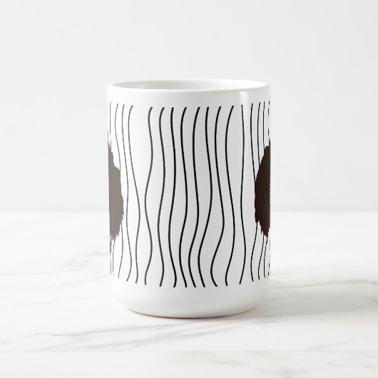 かわいい笑顔の女ストライプののマグカップ。見た目を選べ コーヒーマグカップ (中央)