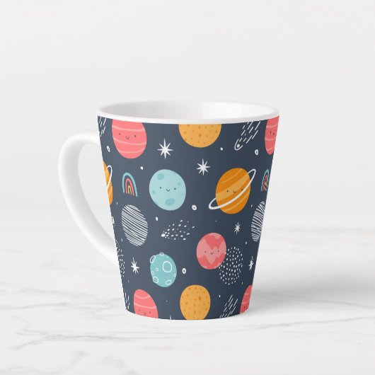 かわいい笑顔の惑星パターン カフェラテマグ (左アングル)