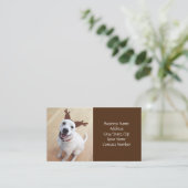 かわいい笑顔の白いトナカイの犬の茶色のクリスマス 名刺 (スタンド正面)