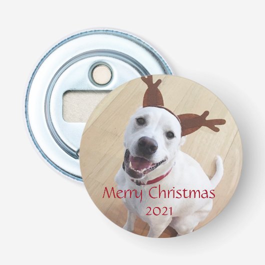 かわいい笑顔の白トナカイ子犬のクリスマス 栓抜き (正面)