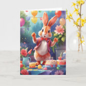 かわいい笑顔の祝バニーがテーブルに |カード カード (黄色い花)