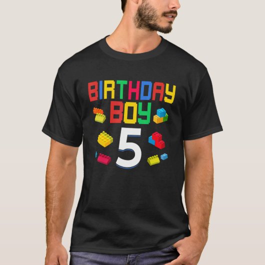 かわいい第5誕生日5歳ブロック建物少年 Tシャツ (正面)