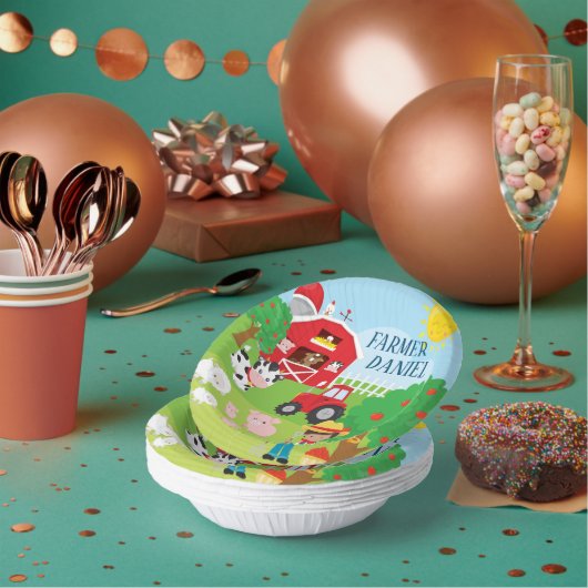 かわいい納屋周囲の庭動物，農家，トラクター誕生日 ペーパーボウル (複数)