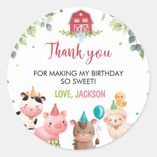 かわいい納屋周囲の庭農園動物の誕生日ラベル ラウンドシール (正面)