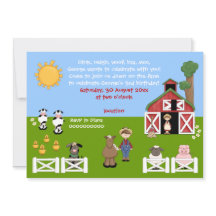 かわいい納屋周囲の庭農場動物の子供の誕生日