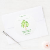 かわいい素朴グリーンツリーファミリー懇親会名タグ ラウンドシール (封筒)