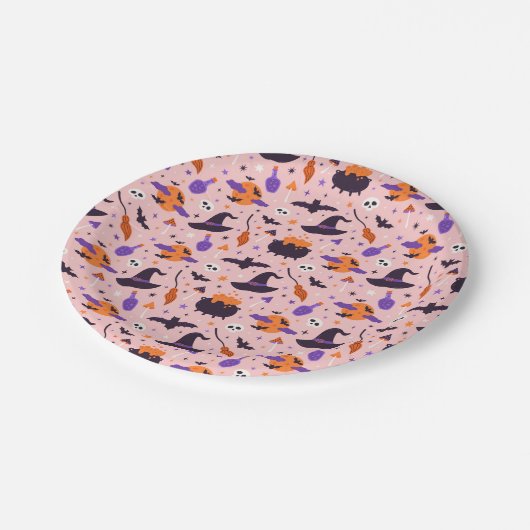かわいい紫とピンクのハロウィンパターン ペーパープレート (アングル)