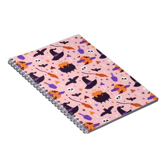 かわいい紫とピンクのハロウィーンパターン ノートブック (右側)