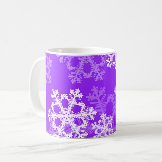 かわいい紫と白いクリスマスの雪 コーヒーマグカップ (正面左)