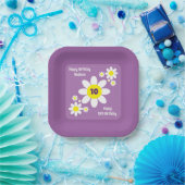 かわいい紫と白のデイジーフローライニシャル ペーパープレート (パーティー)