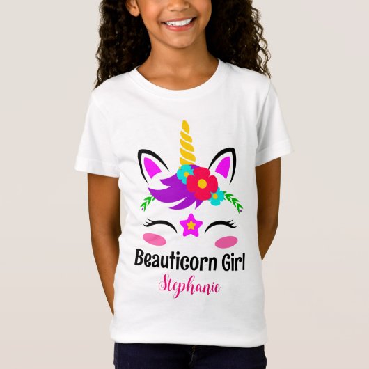 かわいい紫のピンクのユニコーン赤い花 Tシャツ (正面)