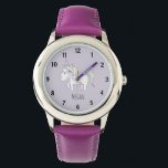 かわいい紫の魔法のユニコーンと名前の子供たち 腕時計<br><div class="desc">この可愛お洒落いキッズウォッチデザインは女子アパレルやアクセサリー、子供部屋のデコなどにかわいいドードルを取り入れたコレクションの一部だ。このデザインは、紫色の背景に手で描かれたパステルのユニコーンを特徴としパーソナライズされたて、あなたの女の子の名前と一緒になることができる。初めての小さな女の子に最適！</div>